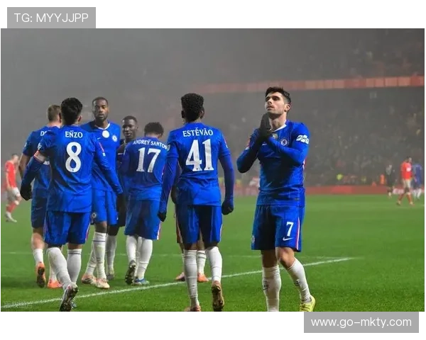 英超争四格局白热化,曼联切尔西同积45分仅差1个净胜球 英超争四格局白热化,曼联切尔西同积45分仅差1个净胜球